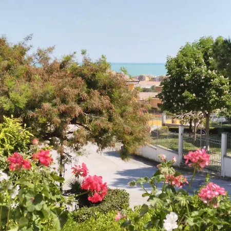 La Casa Di Sandra Hébergement de vacances *
